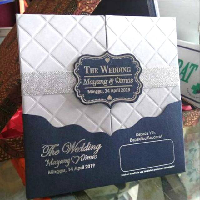 Undangan pernikahan (harga untuk 500 pcs)