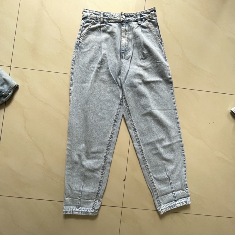 stradivarius baggy jeans