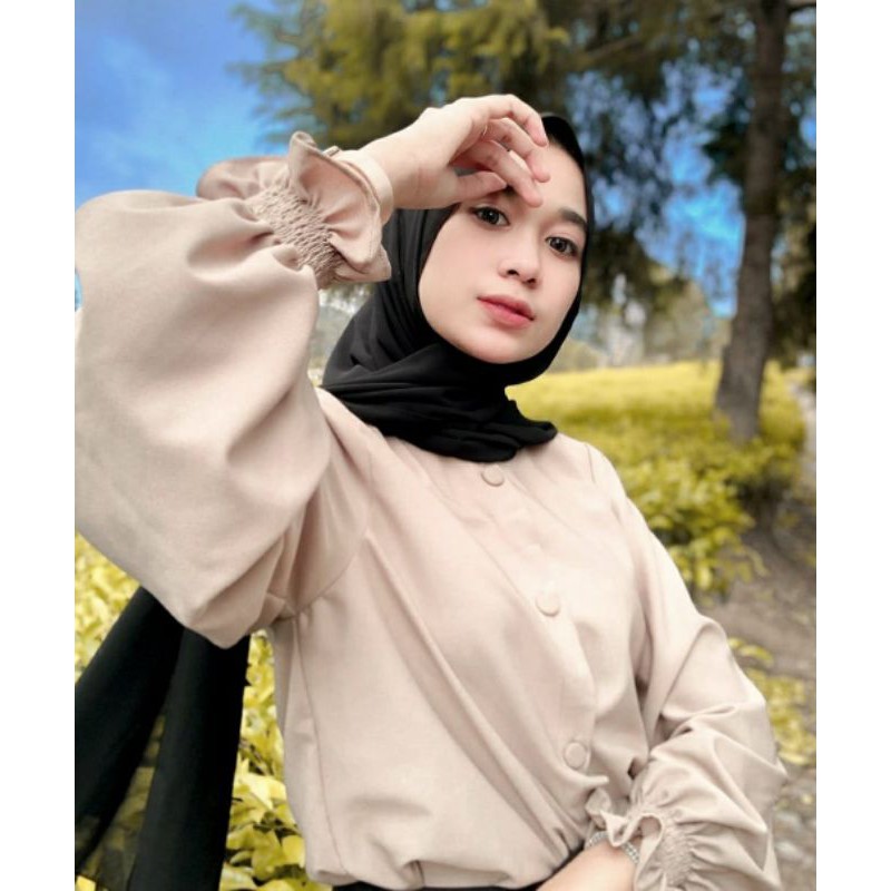 NURMA BUTTON TOP