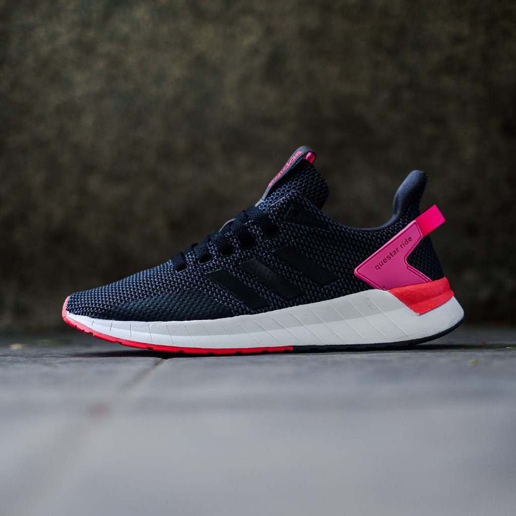 Adidas Questar Ride Black Pink BNWB