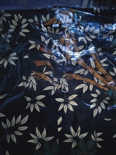 Kemeja Batik Motif Daun/batak