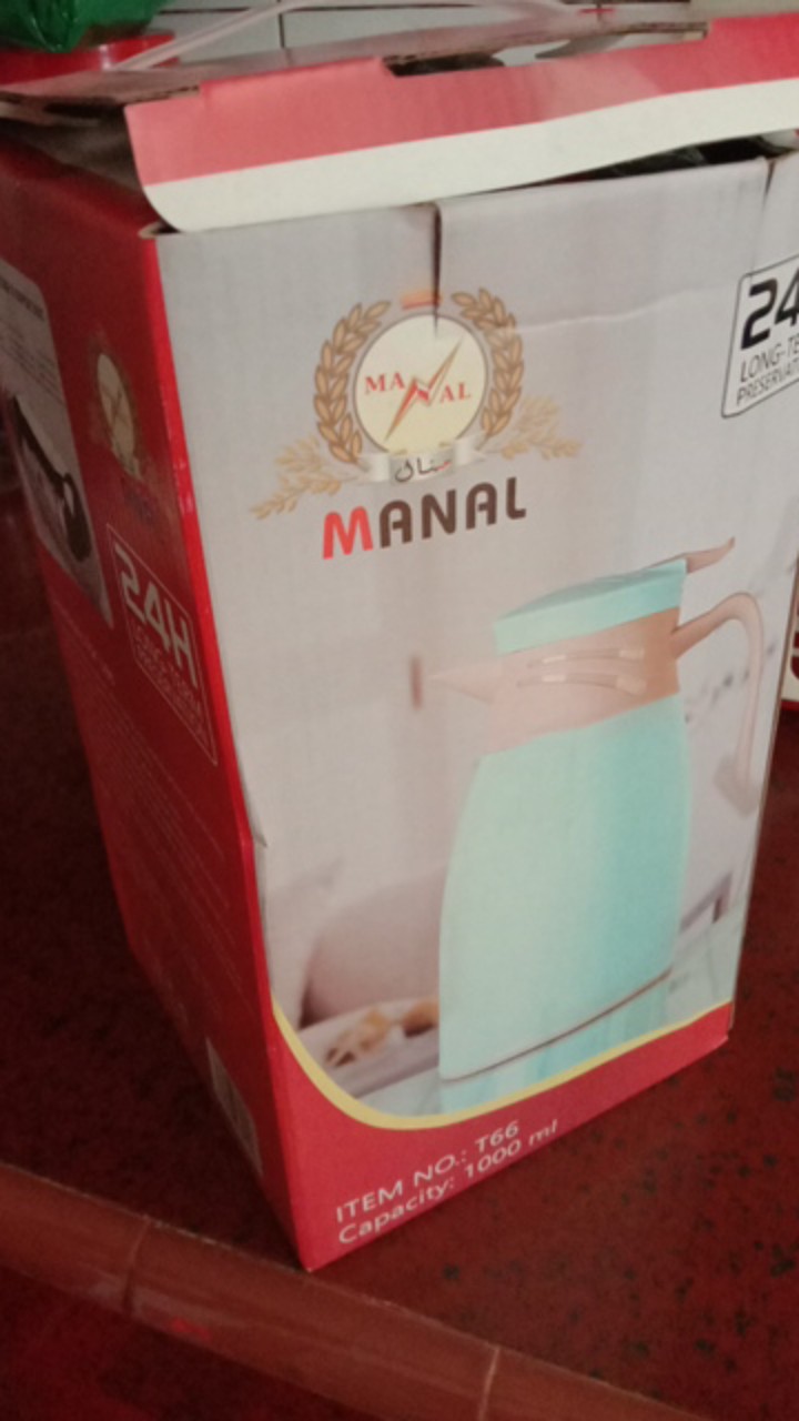 Teko Termos Air Panas Anti Panas Termos Vacum 1 Liter