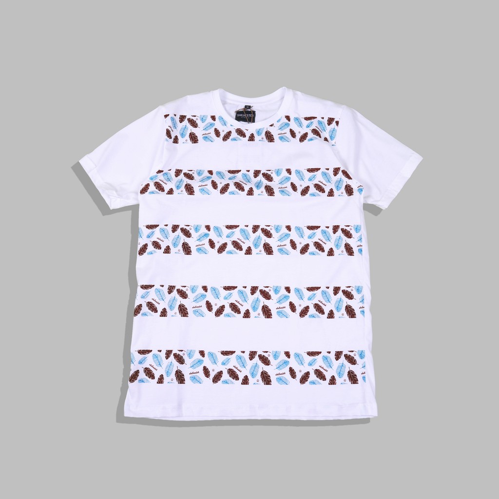 Kaos Pria Putih Motif Bunga Font Shilvester