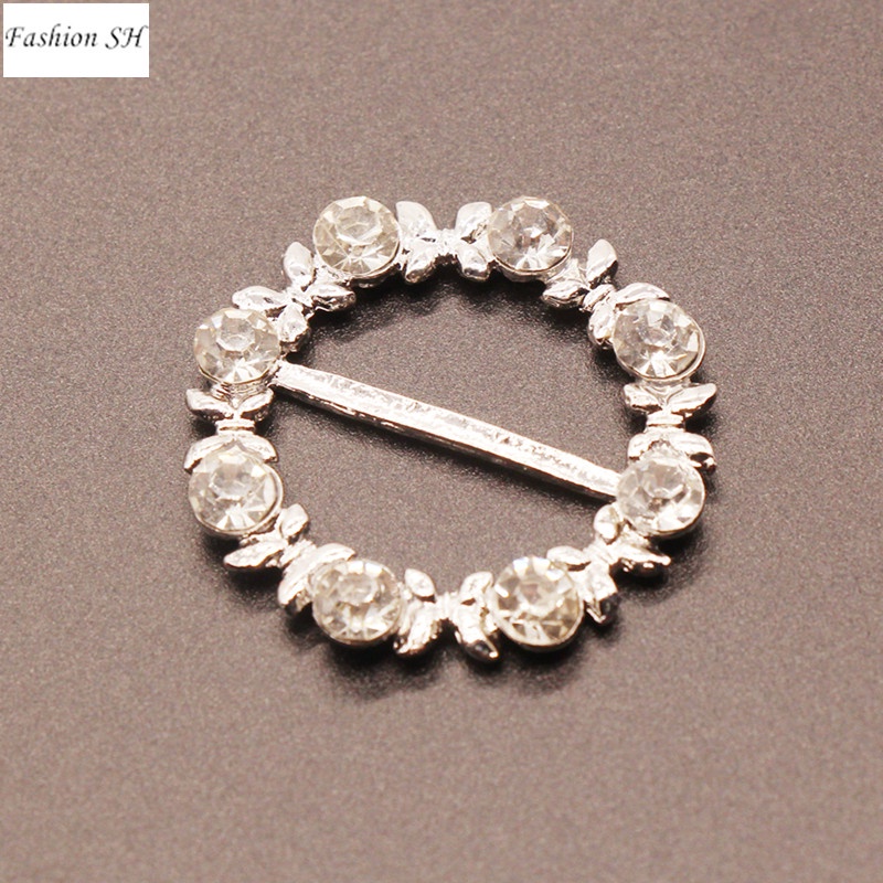 Fashion elegant pearl rhinestone buckle clip brooch buckle M40134