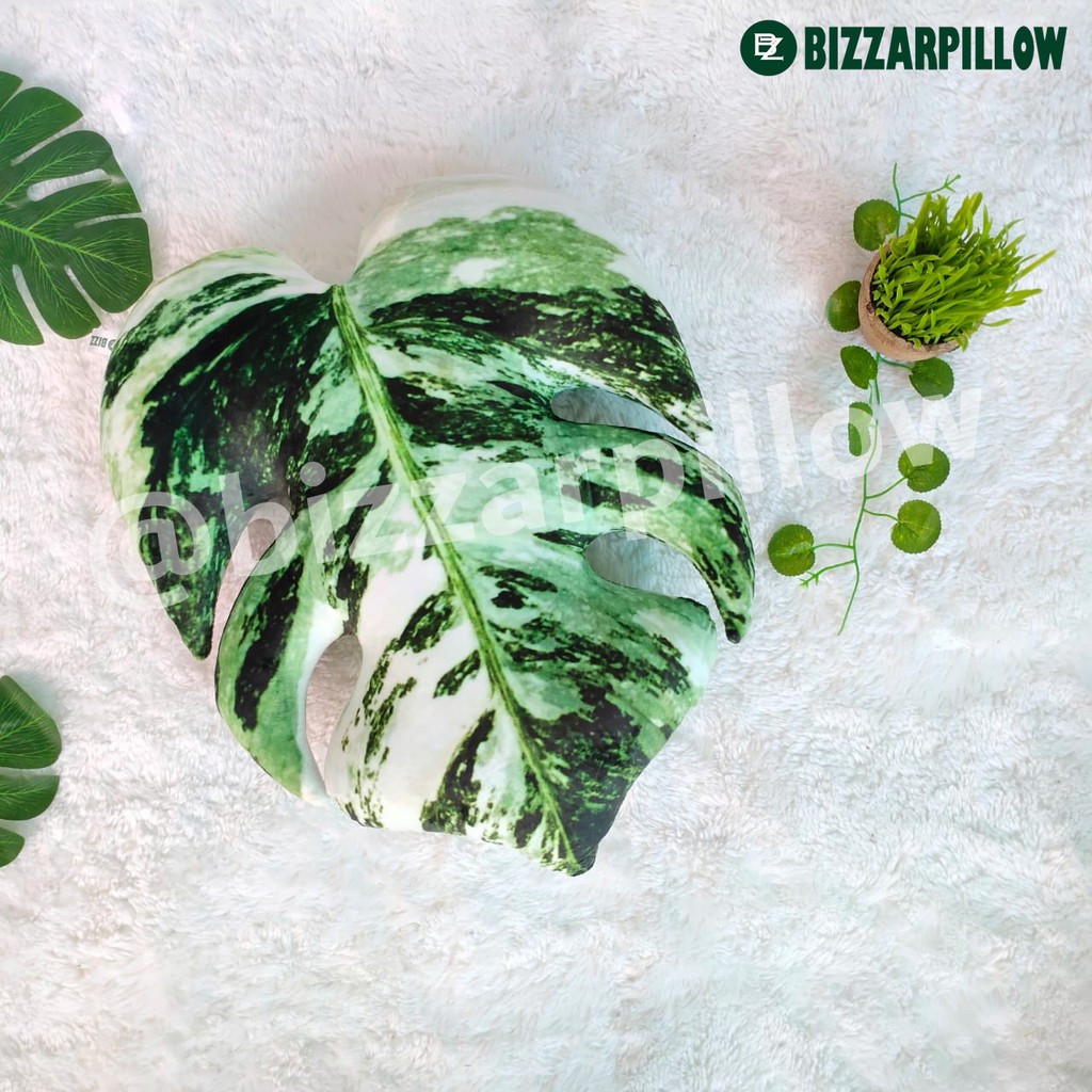 Bizzarpillow Bantal Sofa Bantal Daun Monstera Fullprint Depan Belakang Size M BZ152