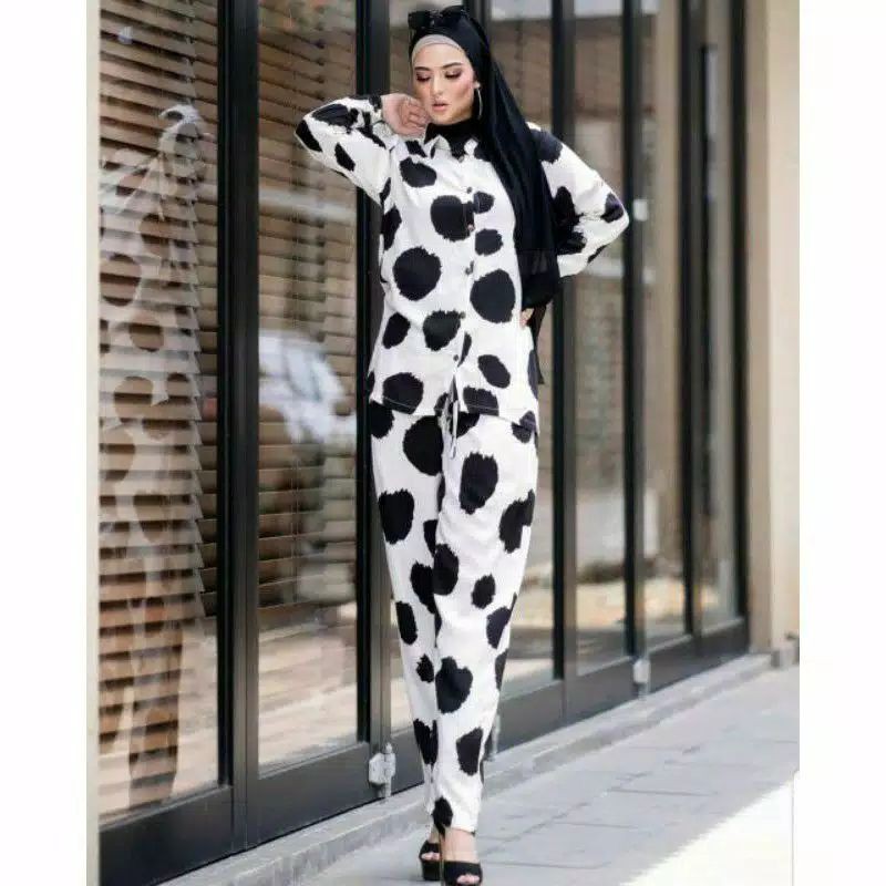 ONE SET MOO/STELAN RAYON WANITA