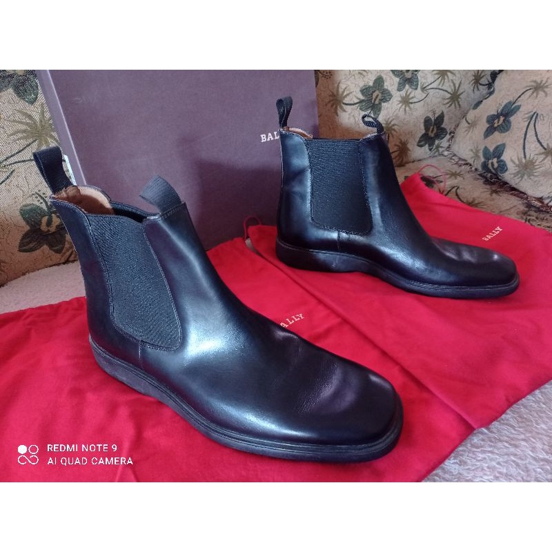 BALLY Authentic Sepatu Pria Preloved