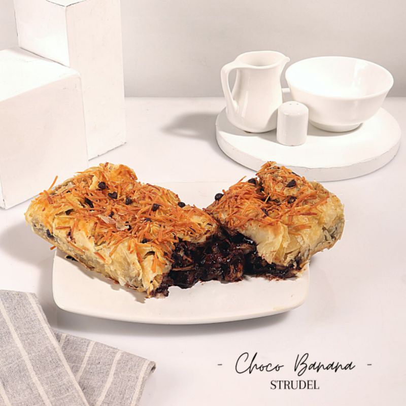 

CHOCO BANANA STRUDEL