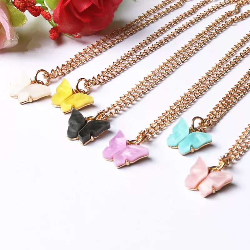 Kalung wanita korea Kupu-kupu Manis Warna Akrilik Kalung Fashion Rantai Aesthetic tmall88