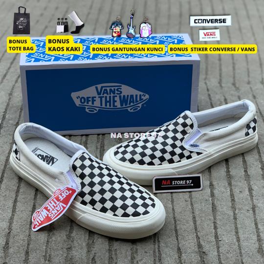 (BONUS KAOS KAKI DAN STIKER) VANS SLIP ON OG CHECKERBOARD BLACK WHITE WAFFLE DT GRADE ORI BNIB