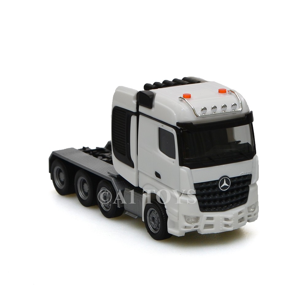 Miniatur Truk Mercedes Benz Arocs SLT Bigspace putih Herpa 8.5 cm 1:87