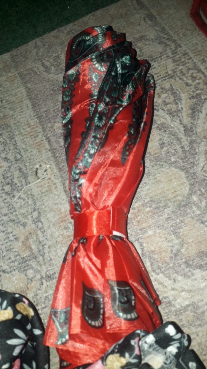 Payung Lipat Dengan Bahan Tahan Angin Dan Hujan Motif Bunga