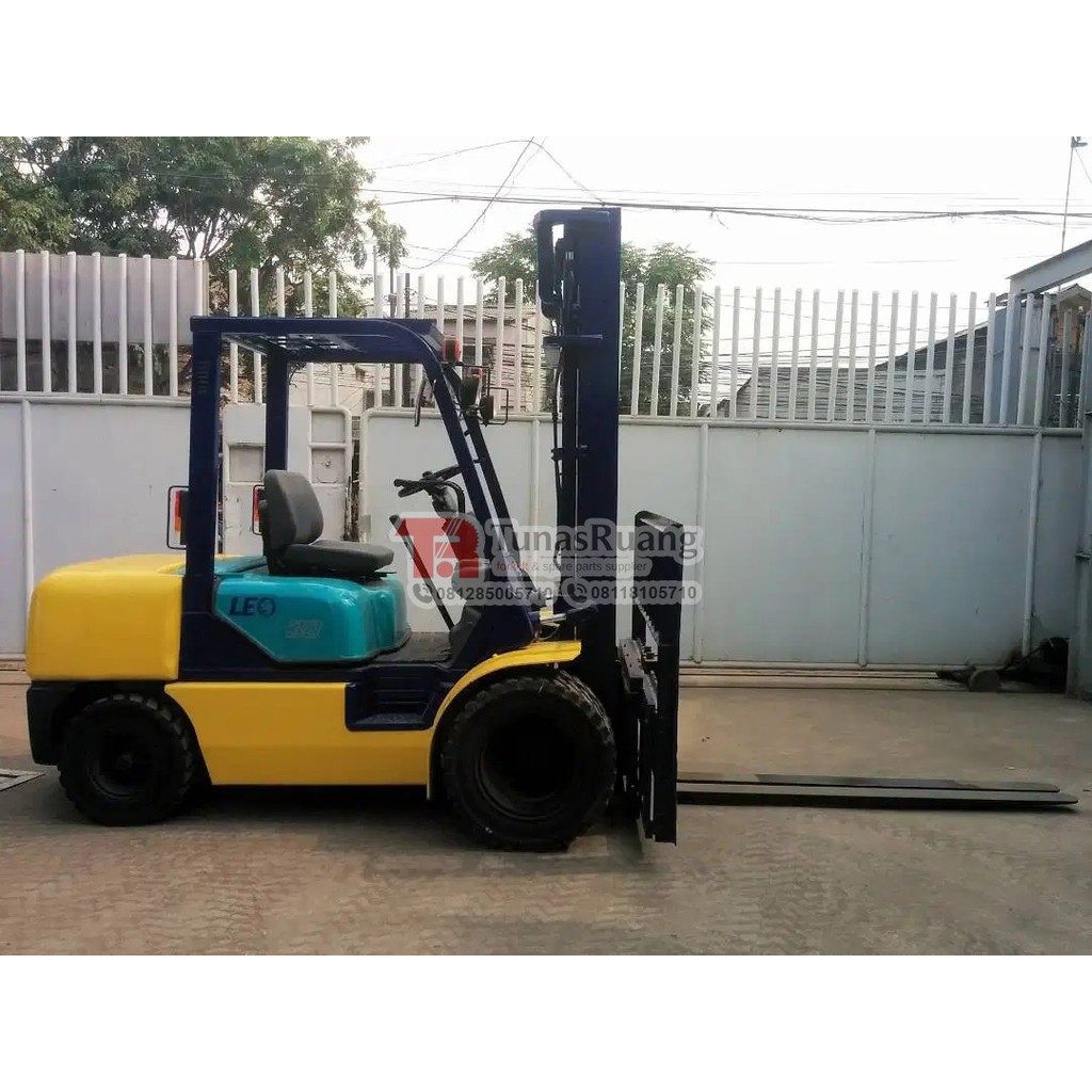 Komatsu Forklift 3 Ton 4 Meter Bekas Bergaransi