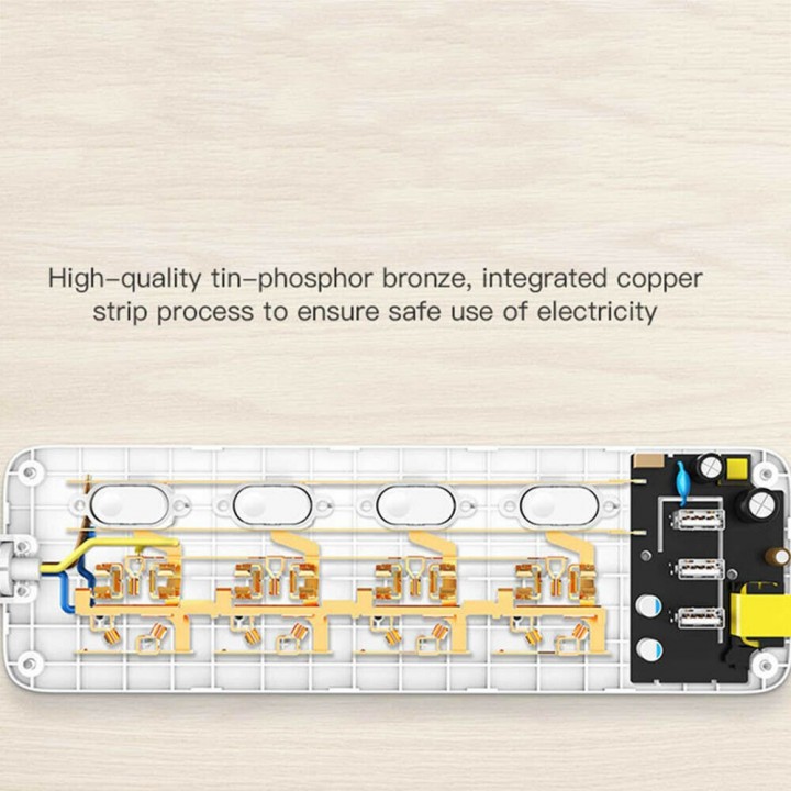 XIAOMI MIJIA Mi Power Strip Extension with 4 Socket and 3 USB Port 2A