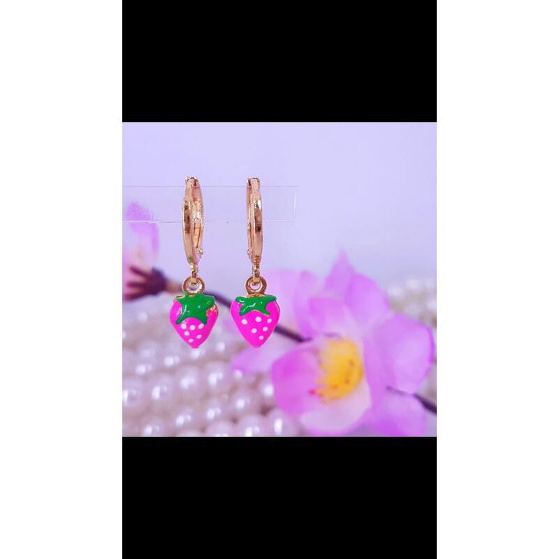 anting anak starwbery