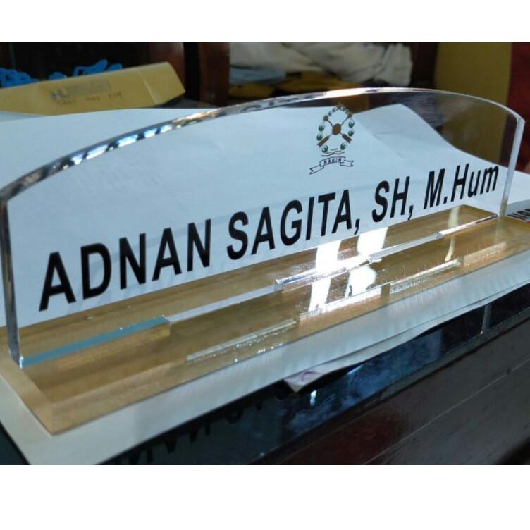 

mjo Papan nama meja akrilik UV custum む 72
