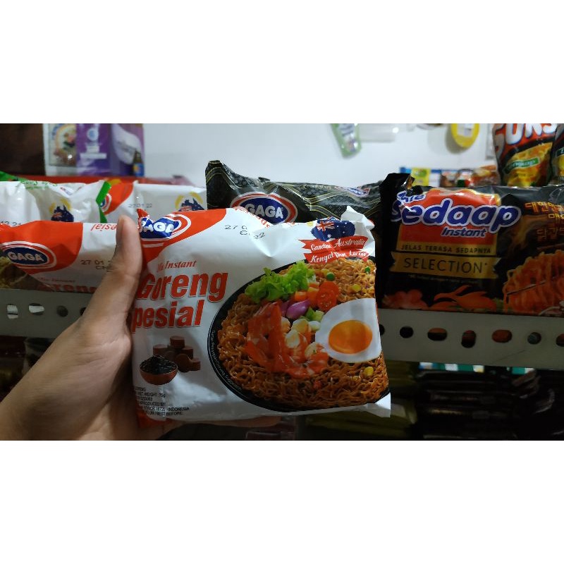 

aneka mie instant