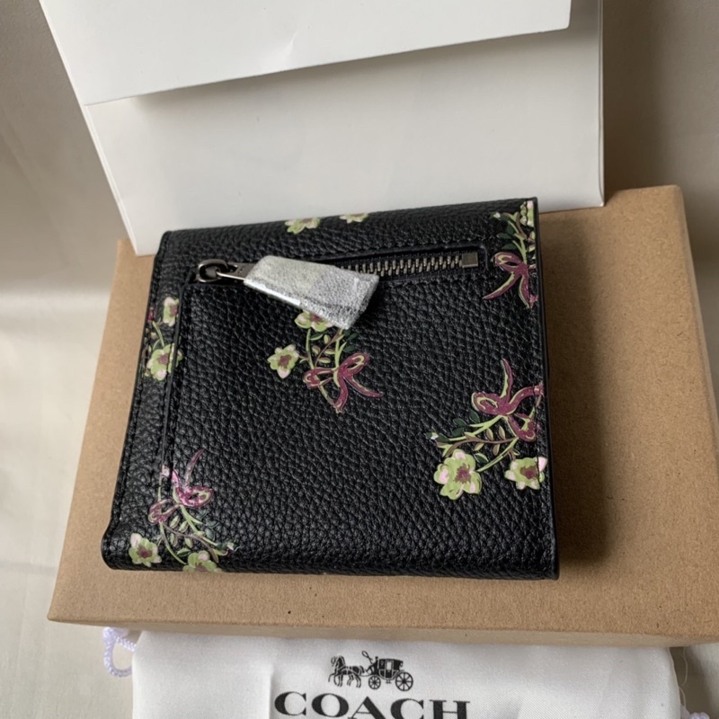 Coach Small Wallet With Floral Bow Print (F28445)