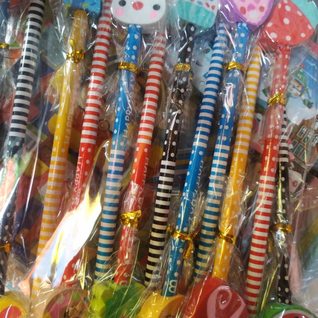 

Pencil ada apusanya/rautan isi satu losin