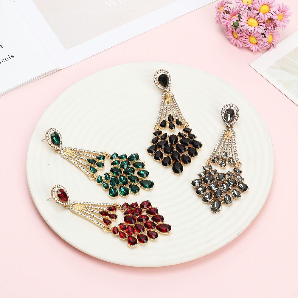 Preva Earrings Perhiasan Aksesoris Perhiasan Pesta Perhiasan Tetesan Air Liontin Ear Studs