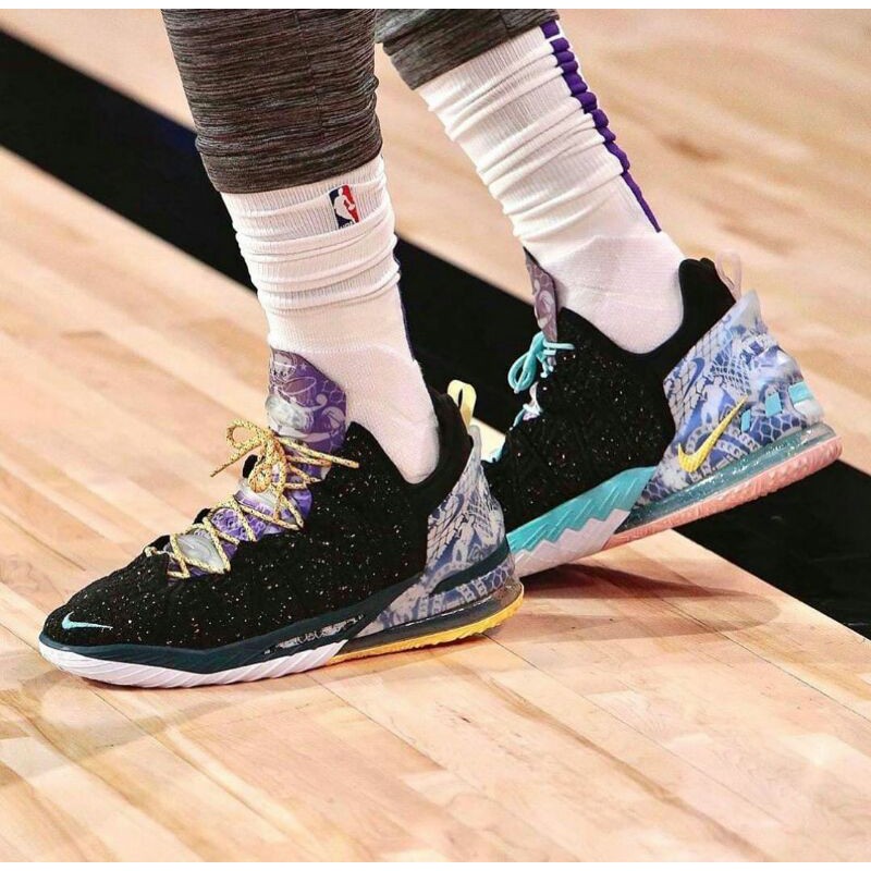 lebron 18 harga