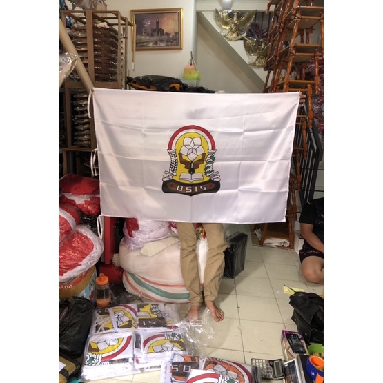 Bendera osis SMP bahan satin 90x135