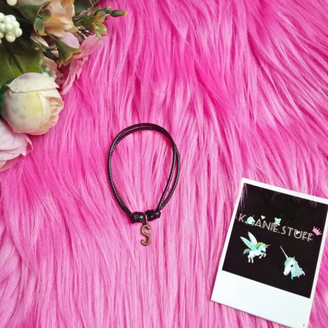 INITIAL BRACELET / GELANG INSIAL HURUF