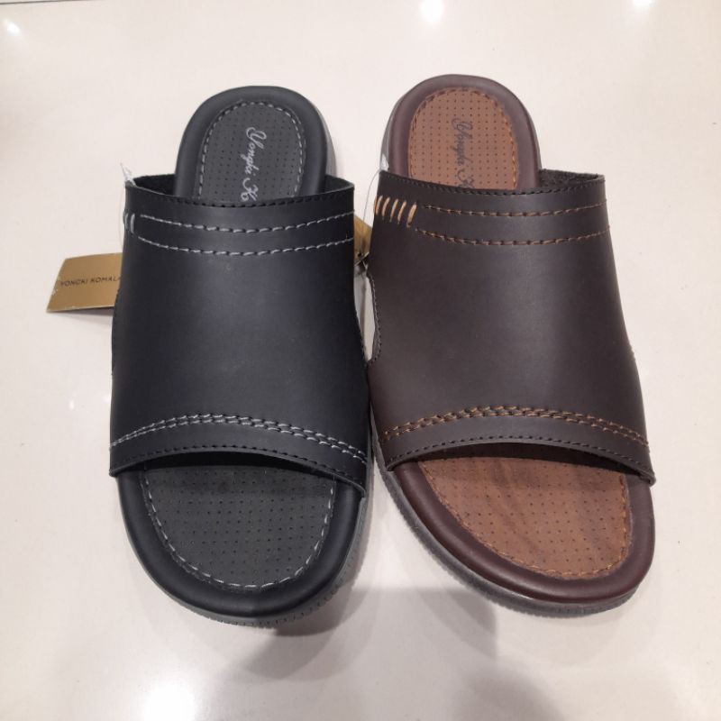 sandal slop pria yongki komaladi