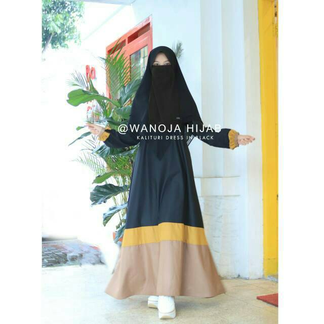 KALITURI DRESS BLACK WANOJA HIJAB - GAMIS SYARI TERBARU TOYOBO SILK HITAM POLOS ADEM ELEGANT BUSUI