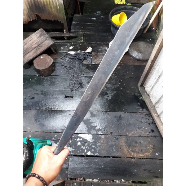 pisau VERSI MANDAU BAHAN kuat baja percacing(bukan baja perbiasa) asli buatan orang hulu sungai sela