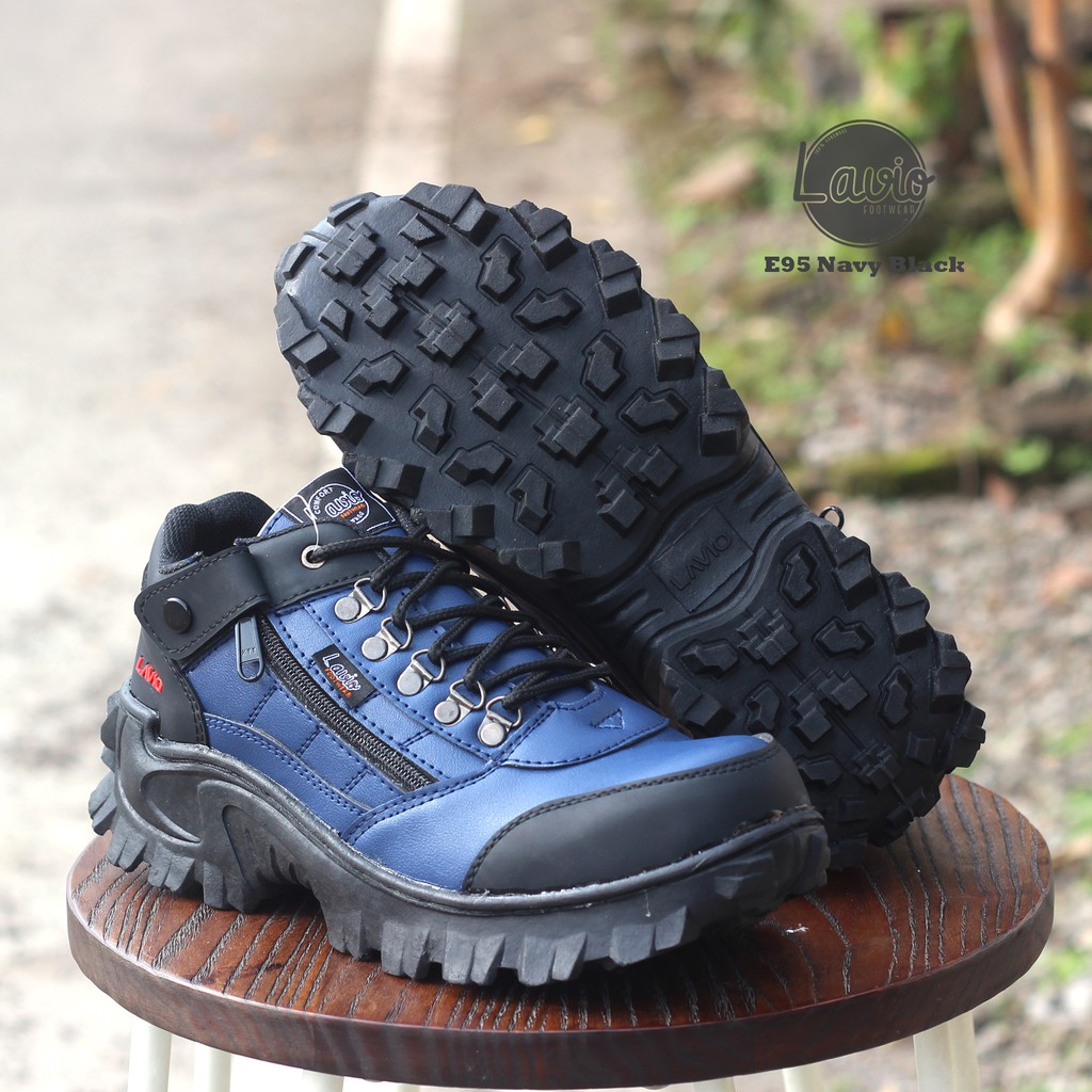 Sepatu Lavio E95