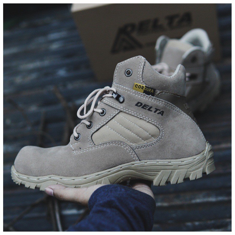 Sepatu Boot Pria Sepatu Kerja Sepatu Hiking Proyek Tactical Turun Gurun