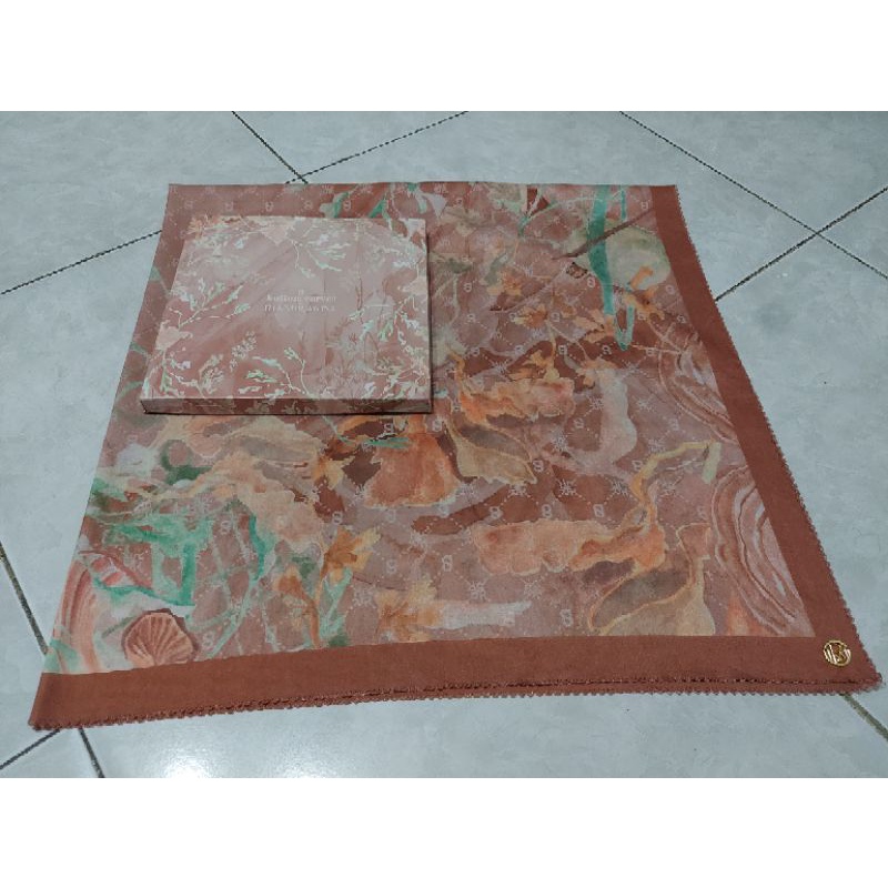 buttonscarves xanadu marmalade (preloved)