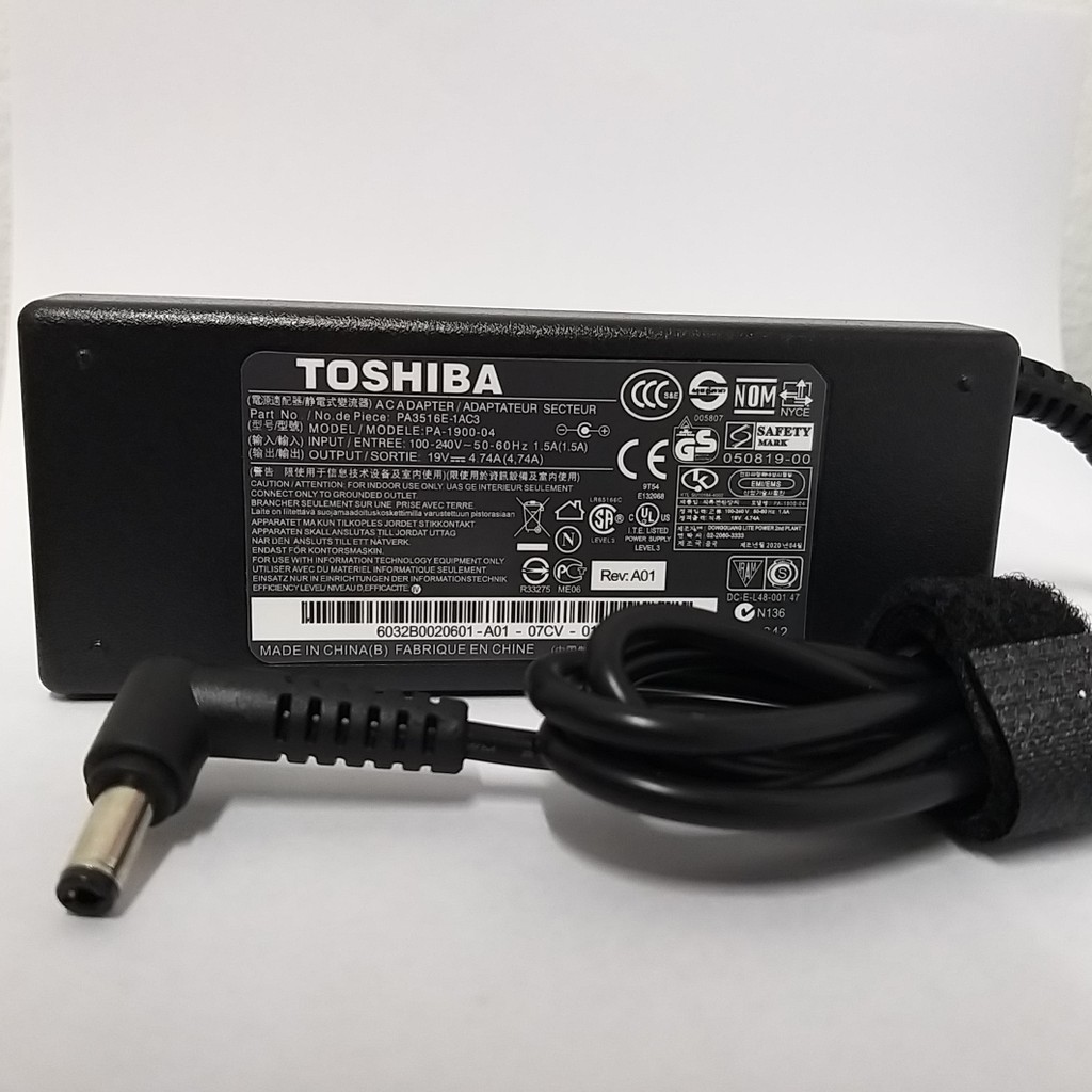 ORIGINAL Adaptor Charger Laptop Toshiba 19V 4.74A Satellite A355 A350 L840 M300 S40 M840 L40-A