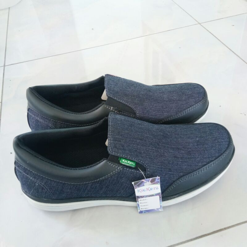 Sepatu slipon sepatu kasual