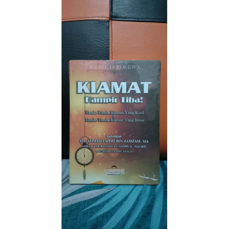 KIAMAT HAMPIR TIBA / LATIN
