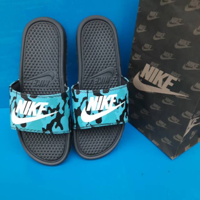 Nike Armi blu/sandal selop/sandal pria