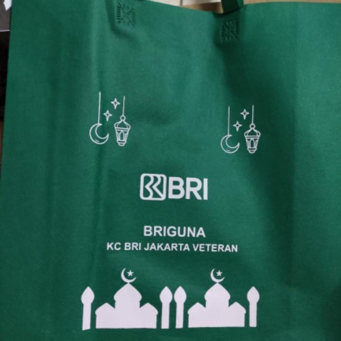 

Goodiebag Sablon Tas Spunbond 38X45 + Tas Ramah Lingkungan + Harga Perlusin