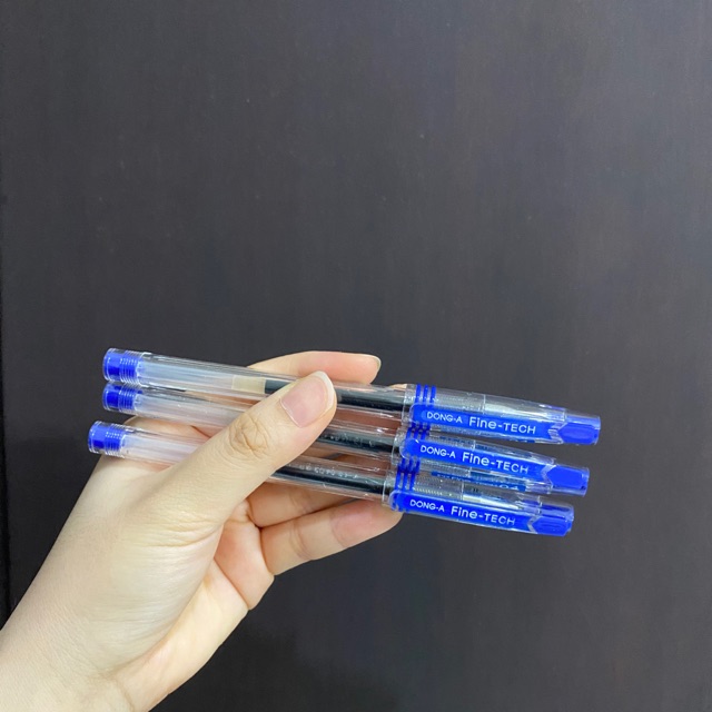 

Fine Tech Gel Ink ecer ready stock makassar warna biru blue 0.4 mm