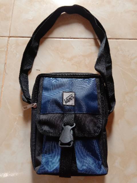 Tas Selempang Pria Sling Bag Pria Ukuran Mini Model Simpel Murah Berkualitas