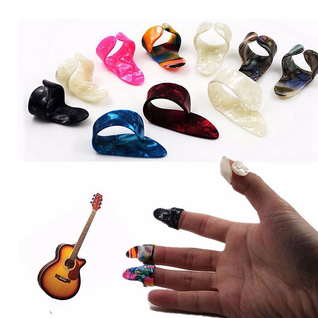 Pick gitar / alat pemetik