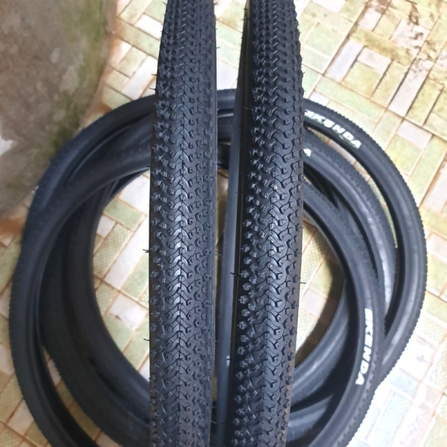 Ban Luar Sepeda Lipat 20 x 1 3/8 Kenda Small Block 20 Plus 451