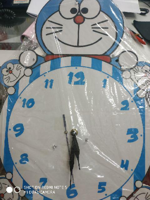 Jam Dinding Karakter Model Doraemon