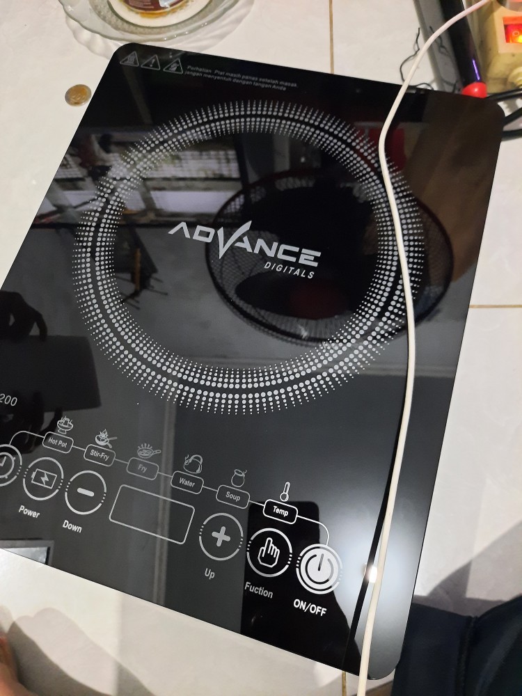 Kompor Induksi Kompor Listrik Peralatan Masak Kompor Portable Peralatan Dapur Peralatan Masak Kompor