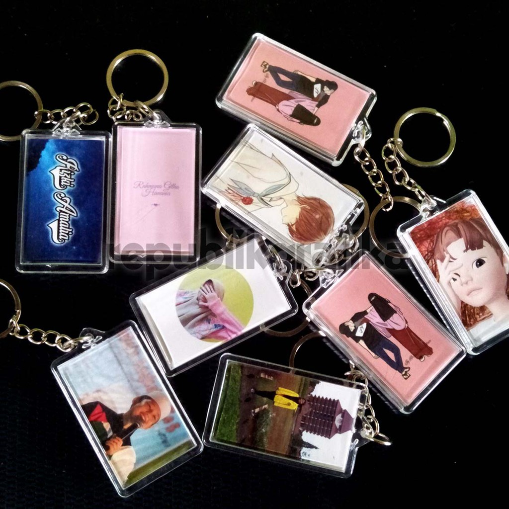 GANTUNGAN KUNCI AKRILIK CUSTOM SOUVENIR MURAH KADO UNIK
