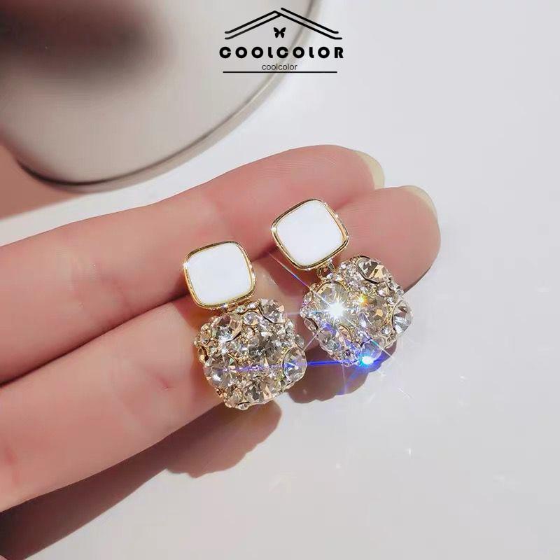 CODAnting Retro Mewah Siswa Perempuan Sederhana Temperamen Fashion Anting Murah Hati- cl