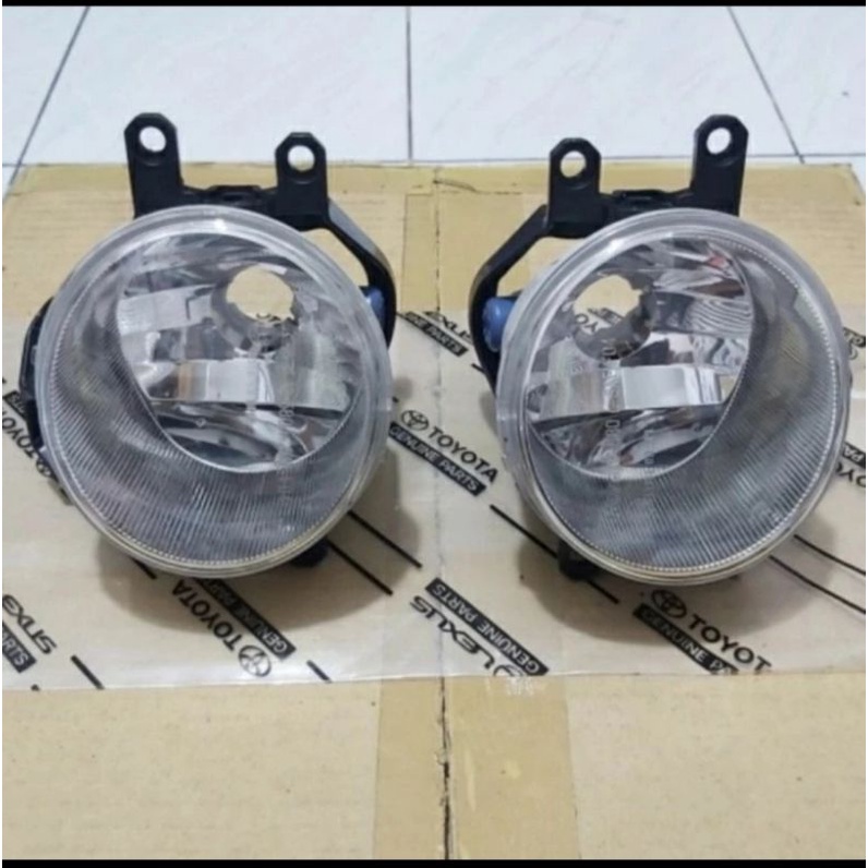 foglamp Innova REBORN lampu kabut Fortuner vrz foglamp Innova