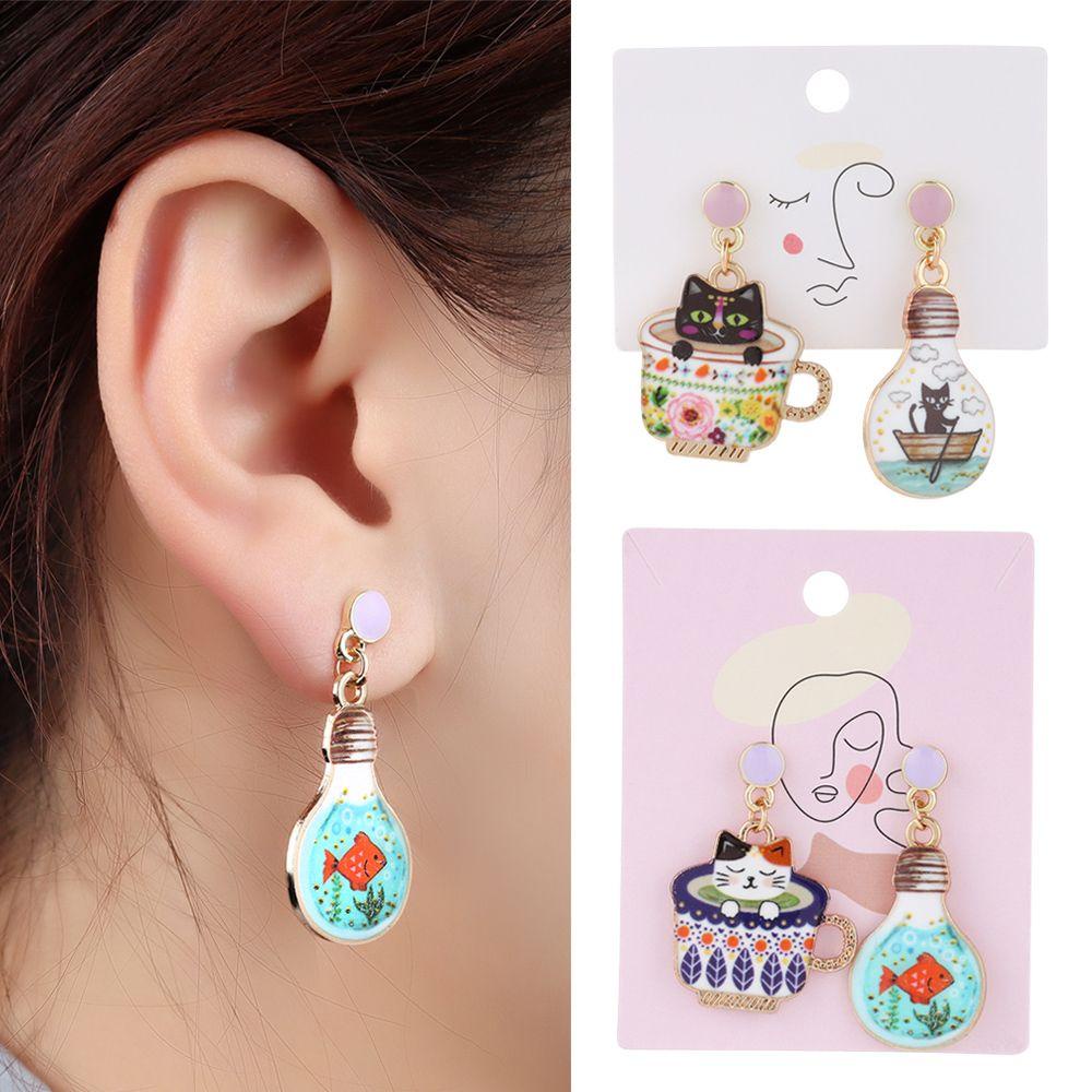 Anting Nanas Lucu Wanita Asimetri Bola Lampu Kucing