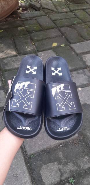 [BISA COD] Sandal Slip On Marvel Vanss Black White /Sandal Vanss OffTheWall /Sendal Slop Kasual Ven