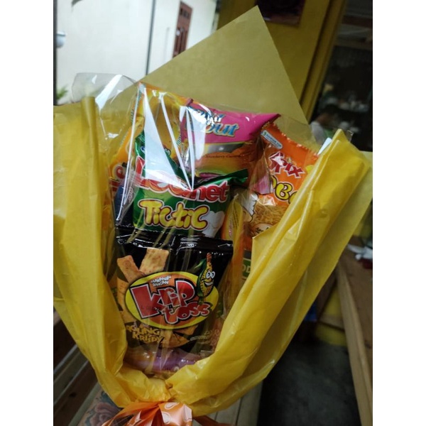

Buket snack bingkisan ulang tahun